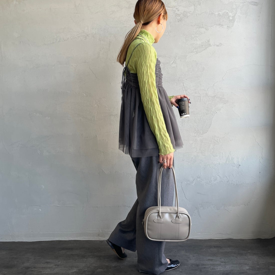 By/m [バイエム] ギャザーチュールキャミソール [24112008] 07 GRAY &&モデル身長：156cm 着用サイズ：F&&