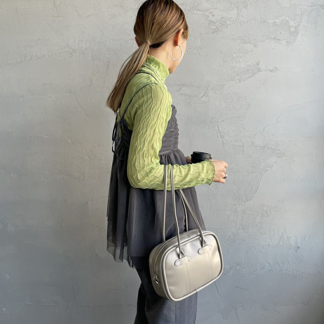 By/m [バイエム] ギャザーチュールキャミソール [24112008] 07 GRAY &&モデル身長：156cm 着用サイズ：F&&