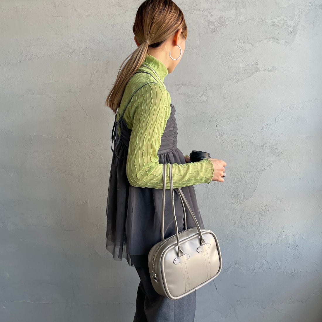 By/m [バイエム] ギャザーチュールキャミソール [24112008] 07 GRAY &&モデル身長：156cm 着用サイズ：F&&