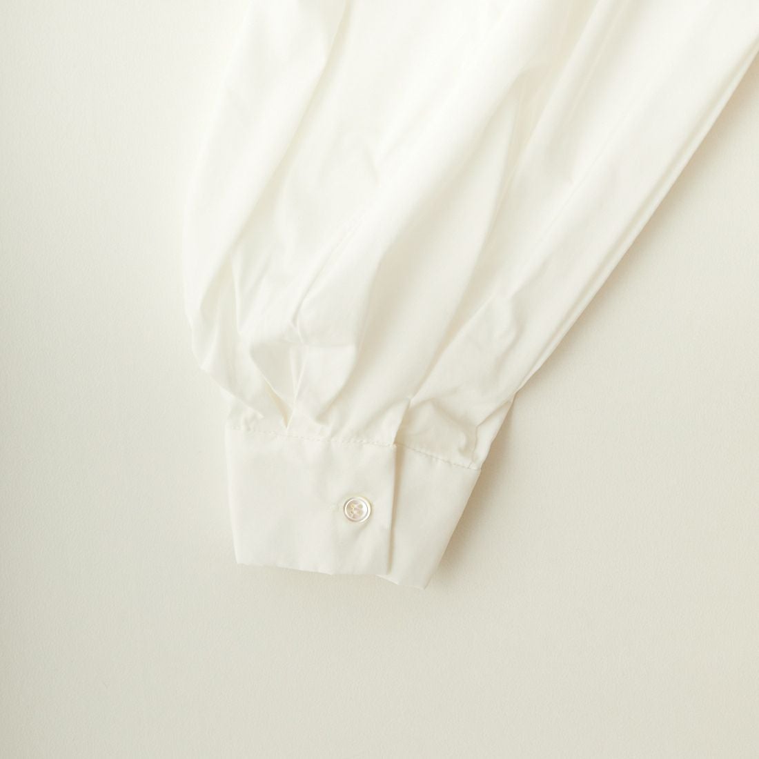 CHIGNON [シニヨン] ボリュームスリーブブラウス [1236-524MK] L/BEIGE