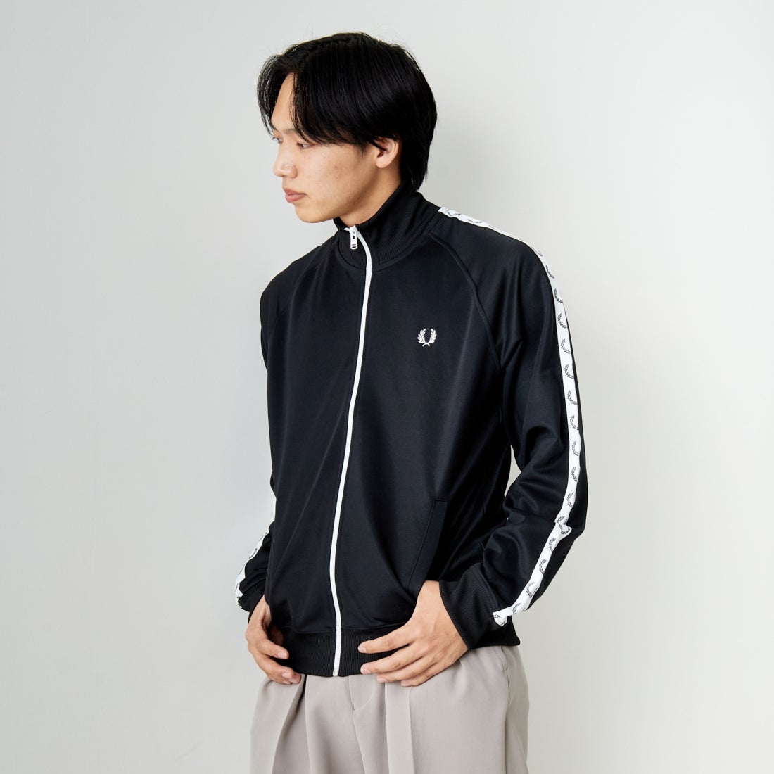 こ*が様 FRED PERRY フレッドペリー　トラックジャケット J4620 FRED PERRY [フレッドペリー] トラックジャケット [J4620]｜ジーンズ