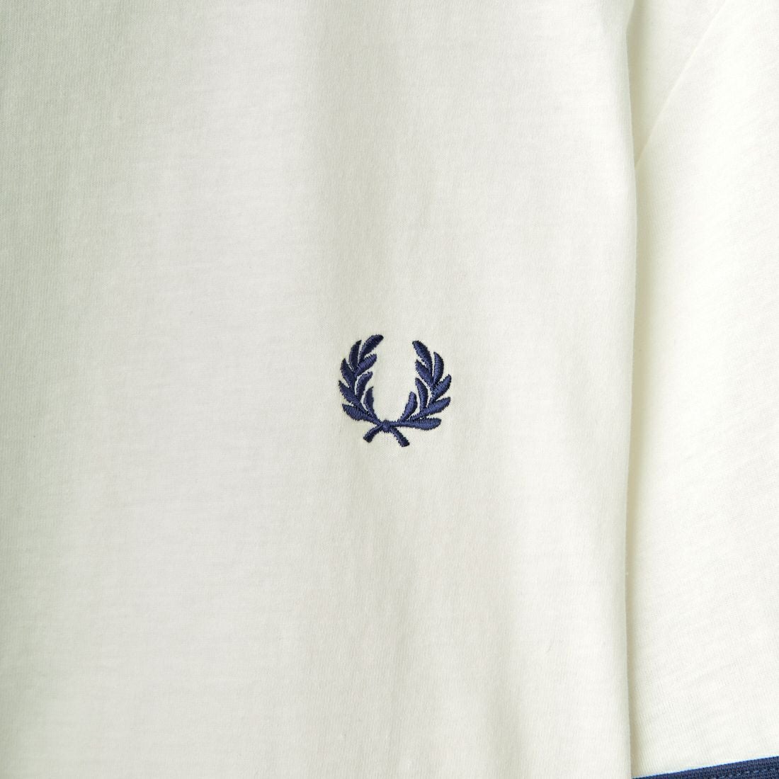 FRED PERRY [フレッドペリー] テープドリンガーTシャツ [M4620] 129 SNOW W