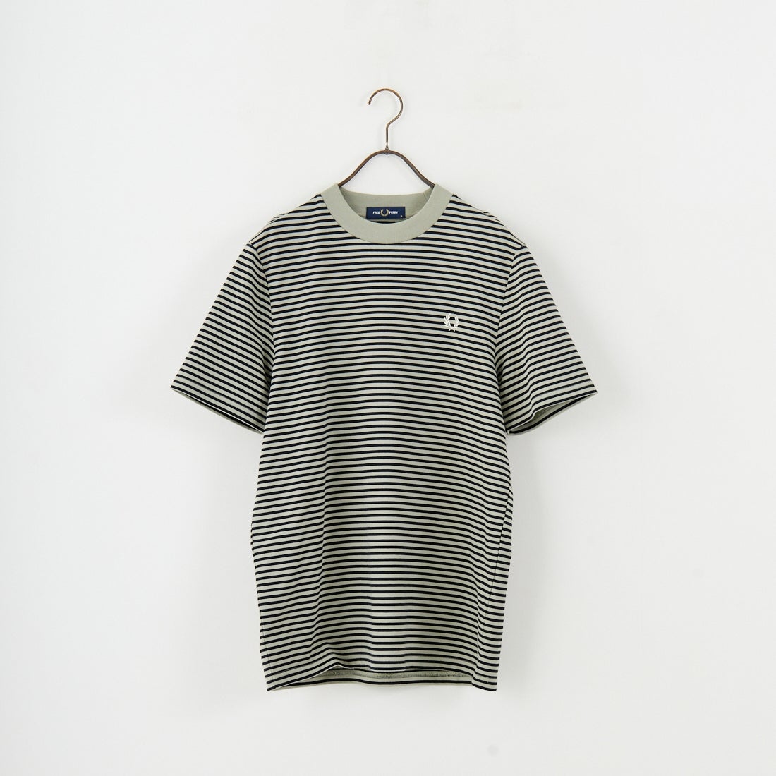 FRED PERRY [フレッドペリー] ファインボーダー ワンポイントロゴ刺繍