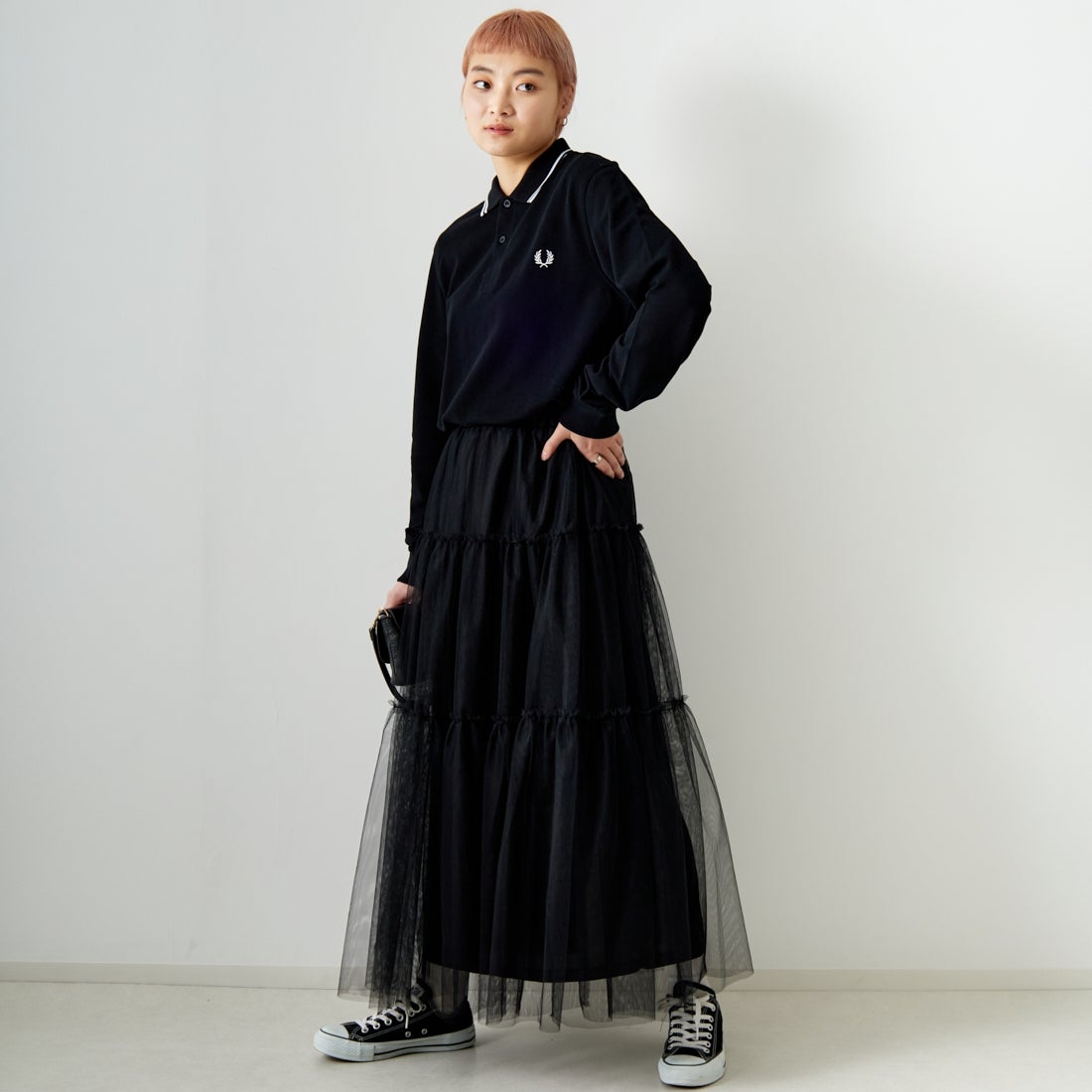 FRED PERRY [フレッドペリー] ツインティップライン ロングスリーブポロシャツ [M3636] 350 BLACK &&モデル身長：160cm 着用サイズ：S&&