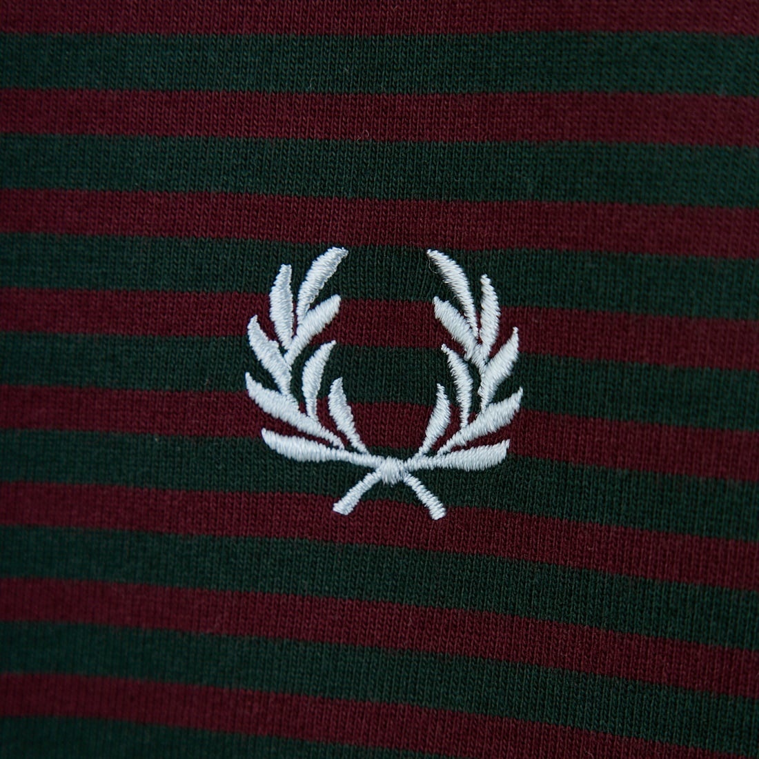FRED PERRY [フレッドペリー] ファインボーダー ワンポイントロゴ刺繍ショートスリーブTシャツ [M6581] 30A GRASSR