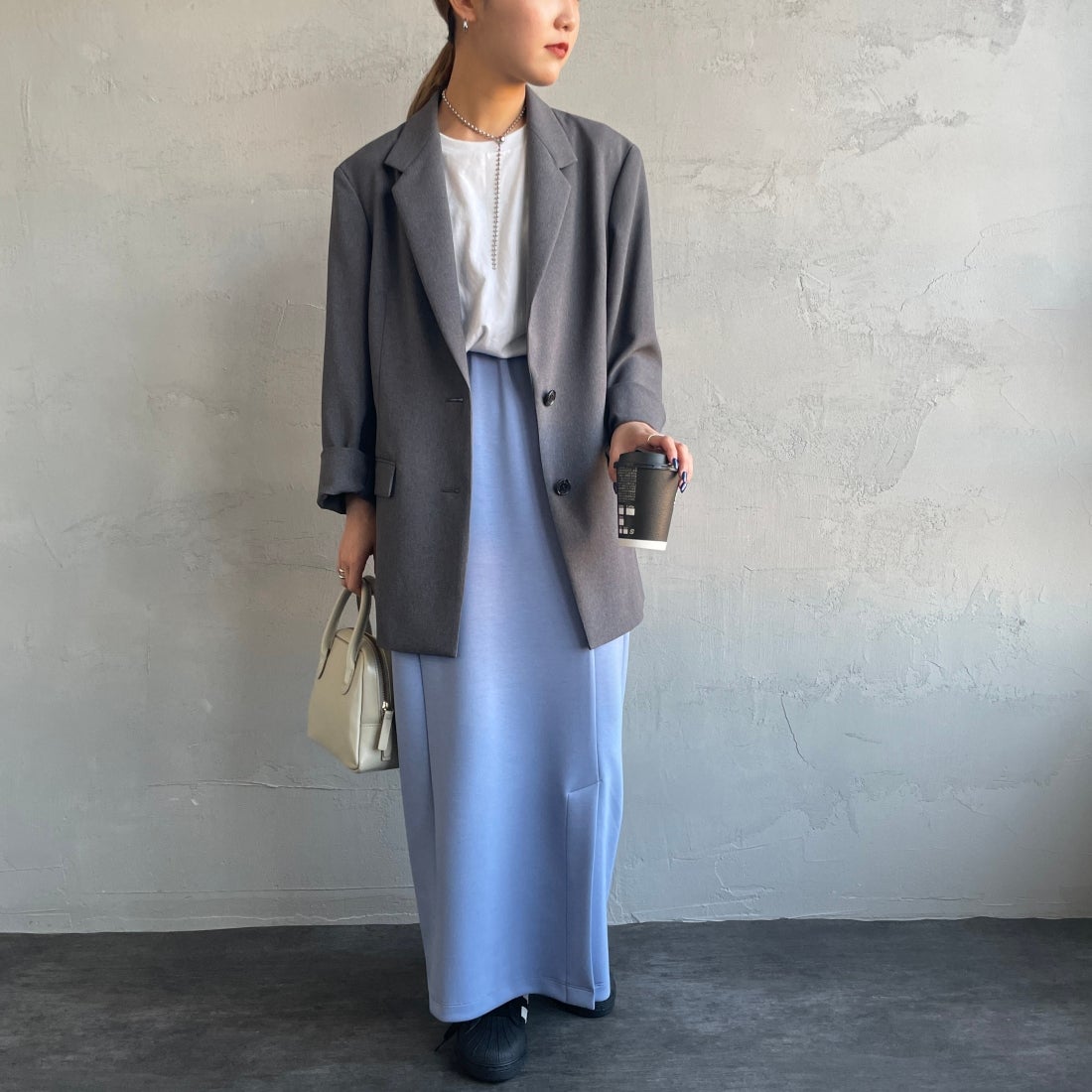 Maison de L'allure [メゾン ドゥ ラリュール] 切替デザイン ナロースカート [23142025] 12 BLUE&&モデル身長：156cm　着用サイズ：S&&