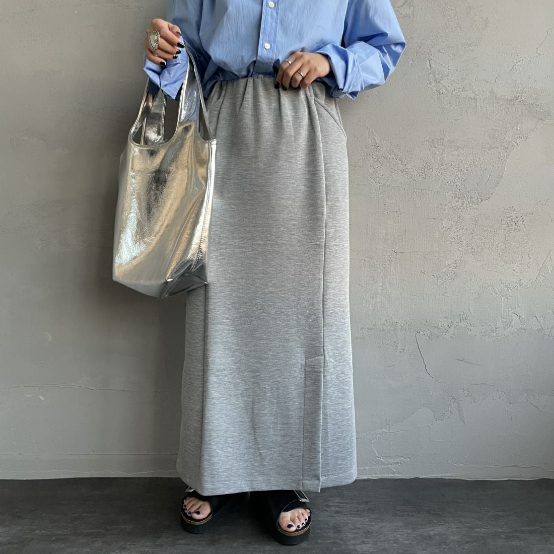 Maison de L'allure [メゾン ドゥ ラリュール] 切替デザイン ナロースカート [23142025] 07 T.GRAY&&モデル身長：156cm　着用サイズ：M&&