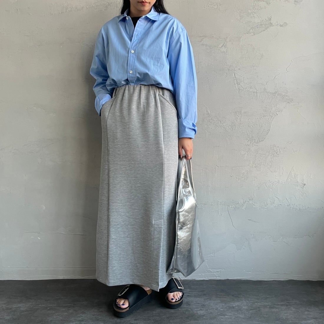 Maison de L'allure [メゾン ドゥ ラリュール] 切替デザイン ナロースカート [23142025] 07 T.GRAY&&モデル身長：156cm　着用サイズ：M&&