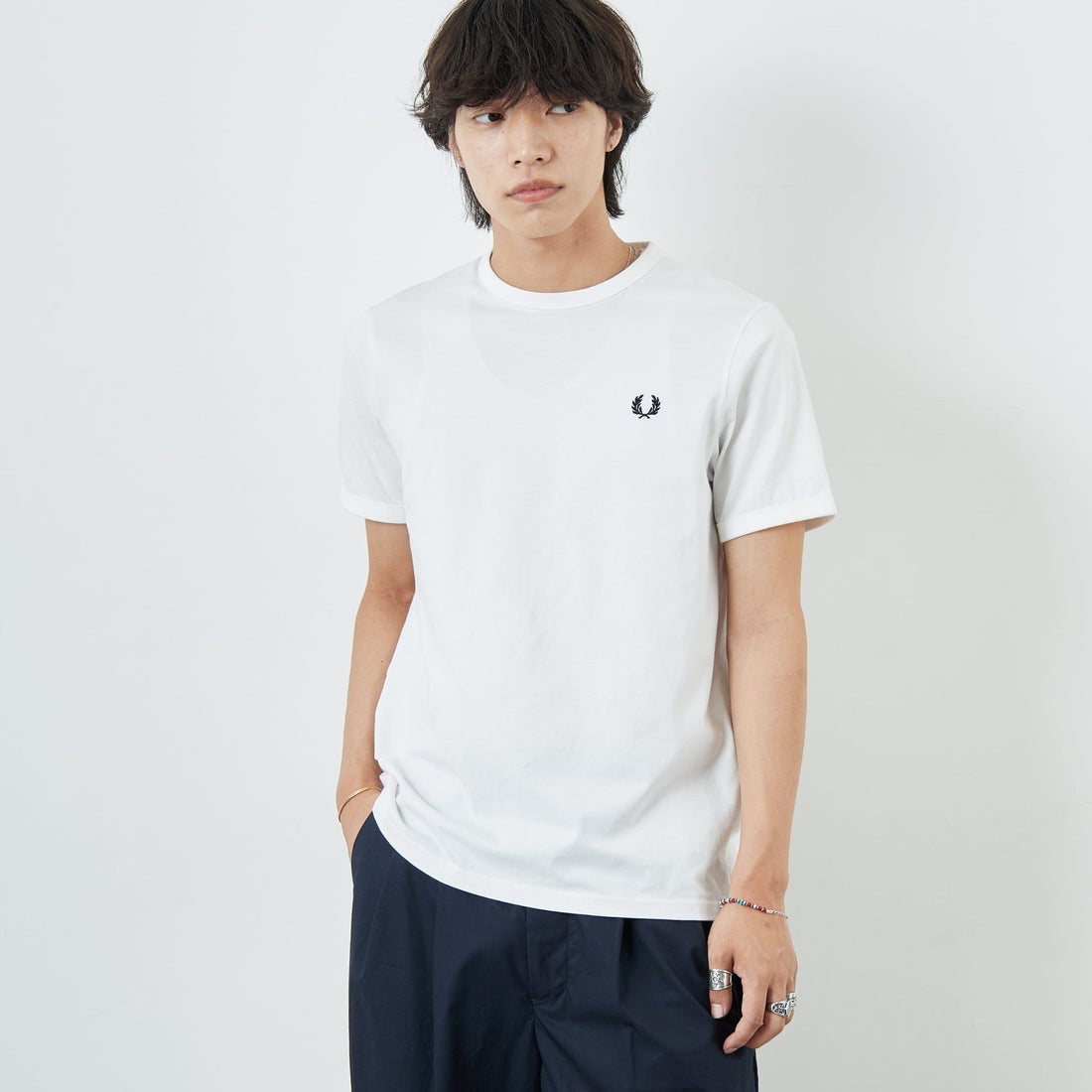 100 WHITE&&モデル身長：179cm 着用サイズ：M&&