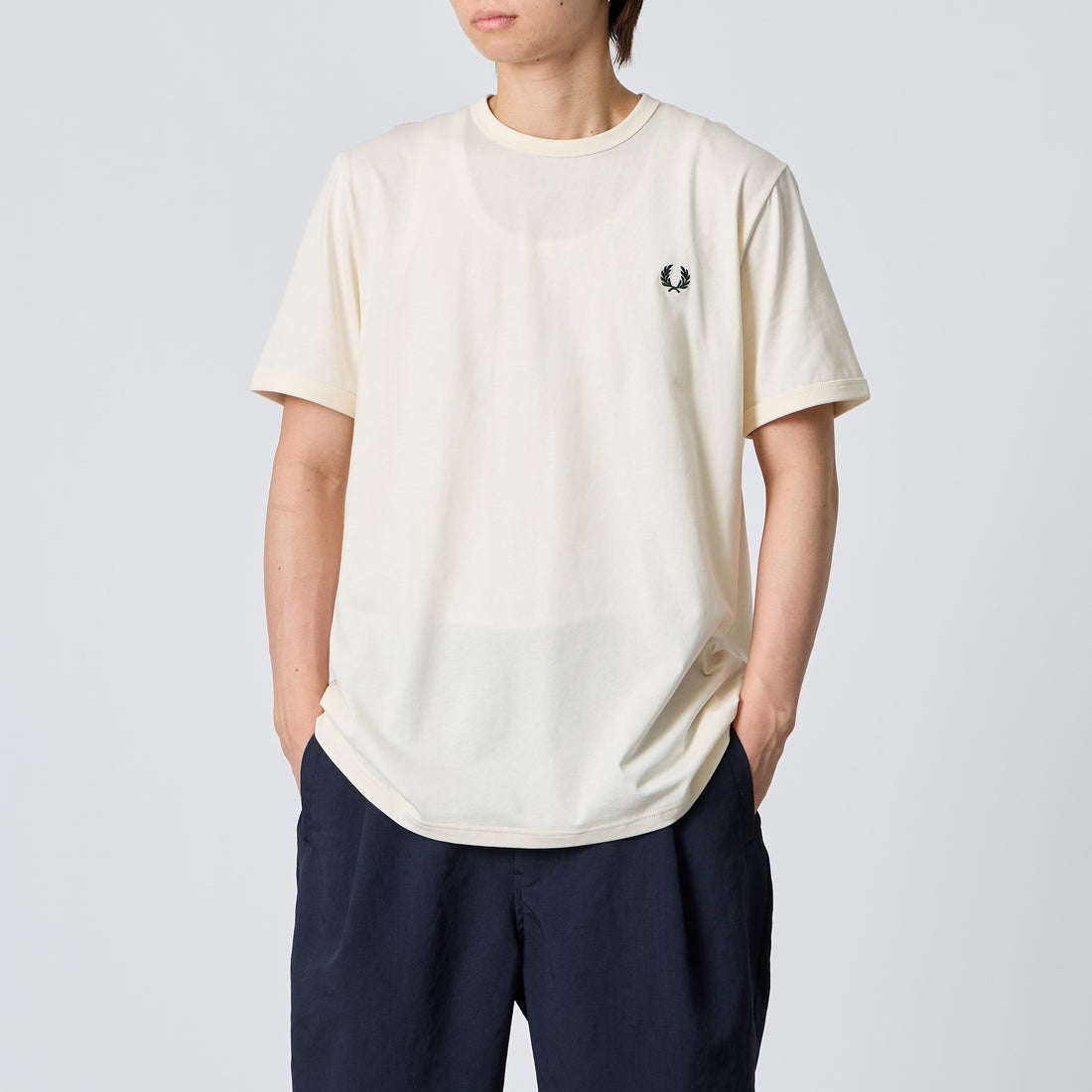 30B ECRU&&モデル身長：177cm 着用サイズ：L&&