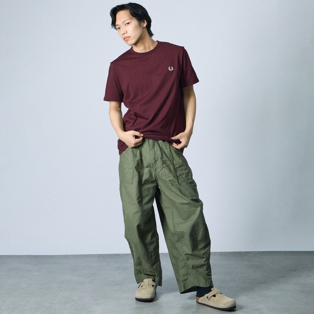 FRED PERRY [フレッドペリー] ワンポイントロゴ刺繍 ショートスリーブ リンガーTシャツ [M3519] K22 OXBLOO &&モデル身長：179cm 着用サイズ：L&&