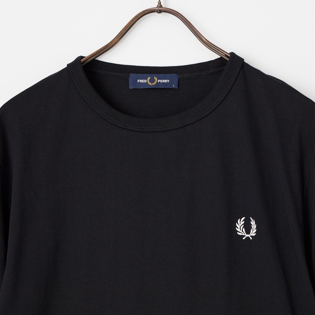 FRED PERRY [フレッドペリー] ワンポイントロゴ刺繍 ショートスリーブ リンガーTシャツ [M3519] 102 BLACK