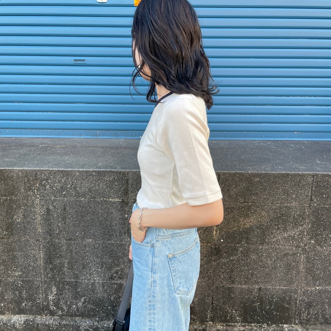 Robert P.Miller [ロバートピーミラー] 別注 5分袖クルーネックTシャツ [RM241-248IN-JF] IVORY &&モデル身長：160cm 着用サイズ：F&&