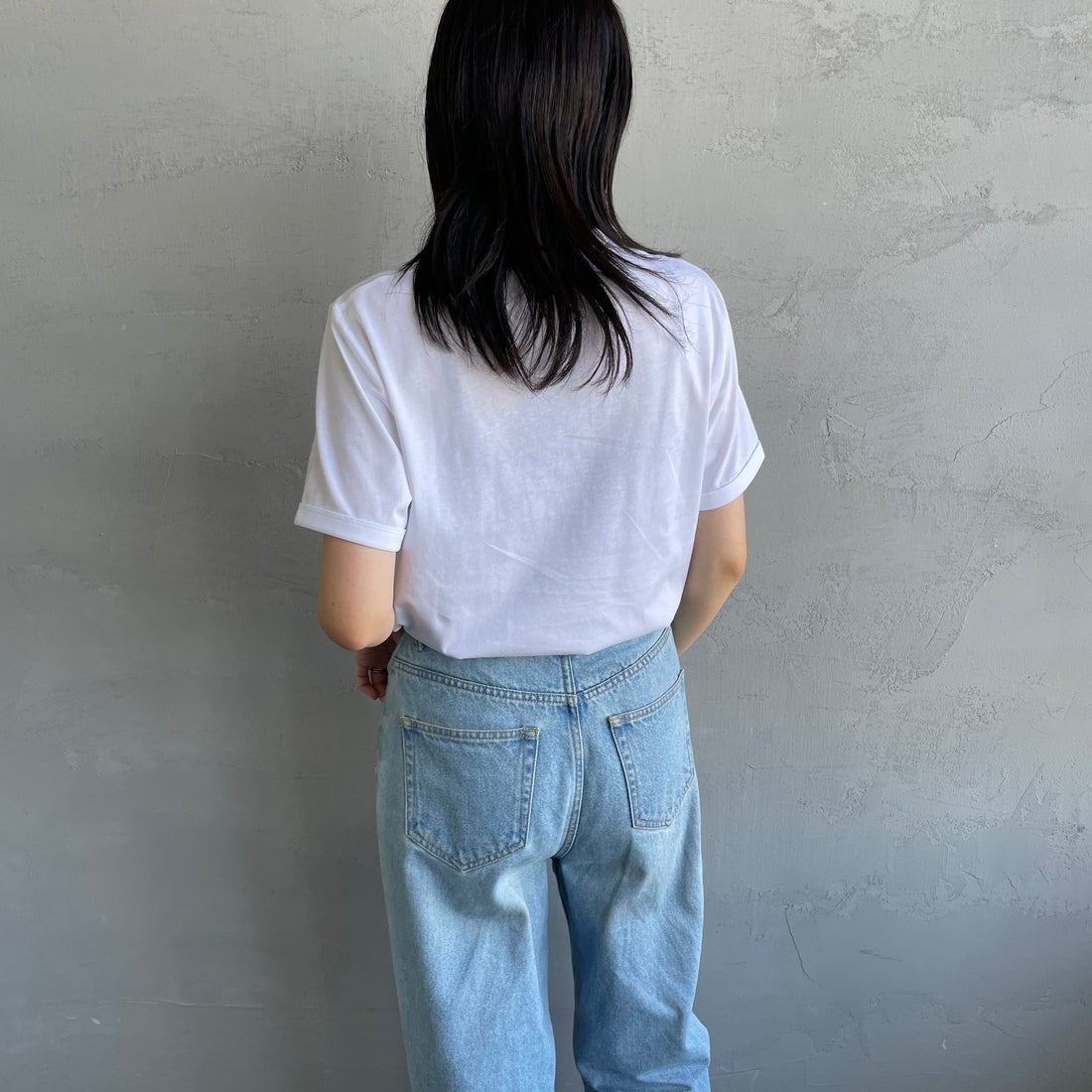 FRED PERRY [フレッドペリー] ワンポイントロゴ刺繍 ショートスリーブ リンガーTシャツ [M3519] 100 WHITE &&モデル身長：160cm 着用サイズ：XS&&