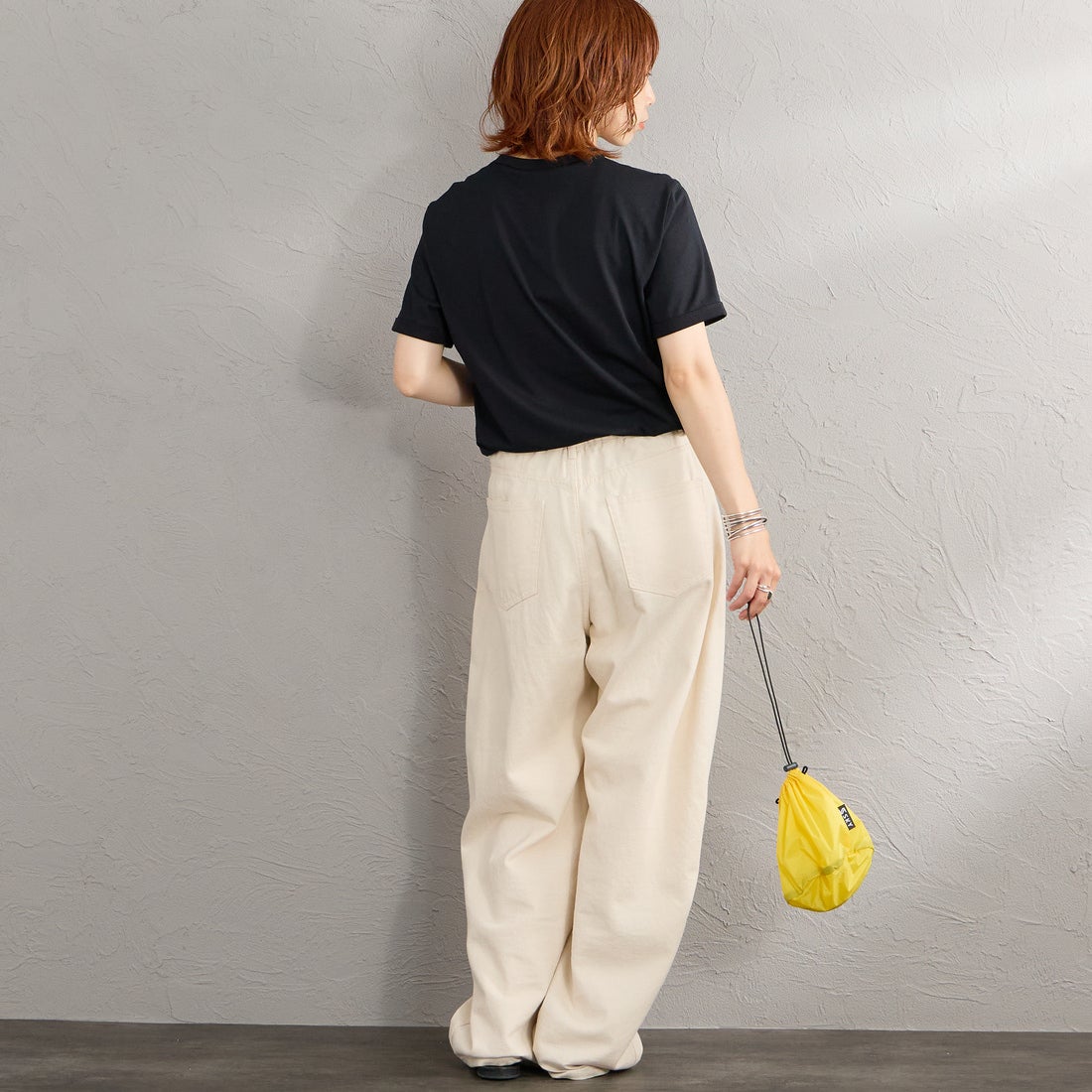 FRED PERRY [フレッドペリー] ワンポイントロゴ刺繍 ショートスリーブ リンガーTシャツ [M3519] 102 BLACK &&モデル身長：158cm 着用サイズ：S&&