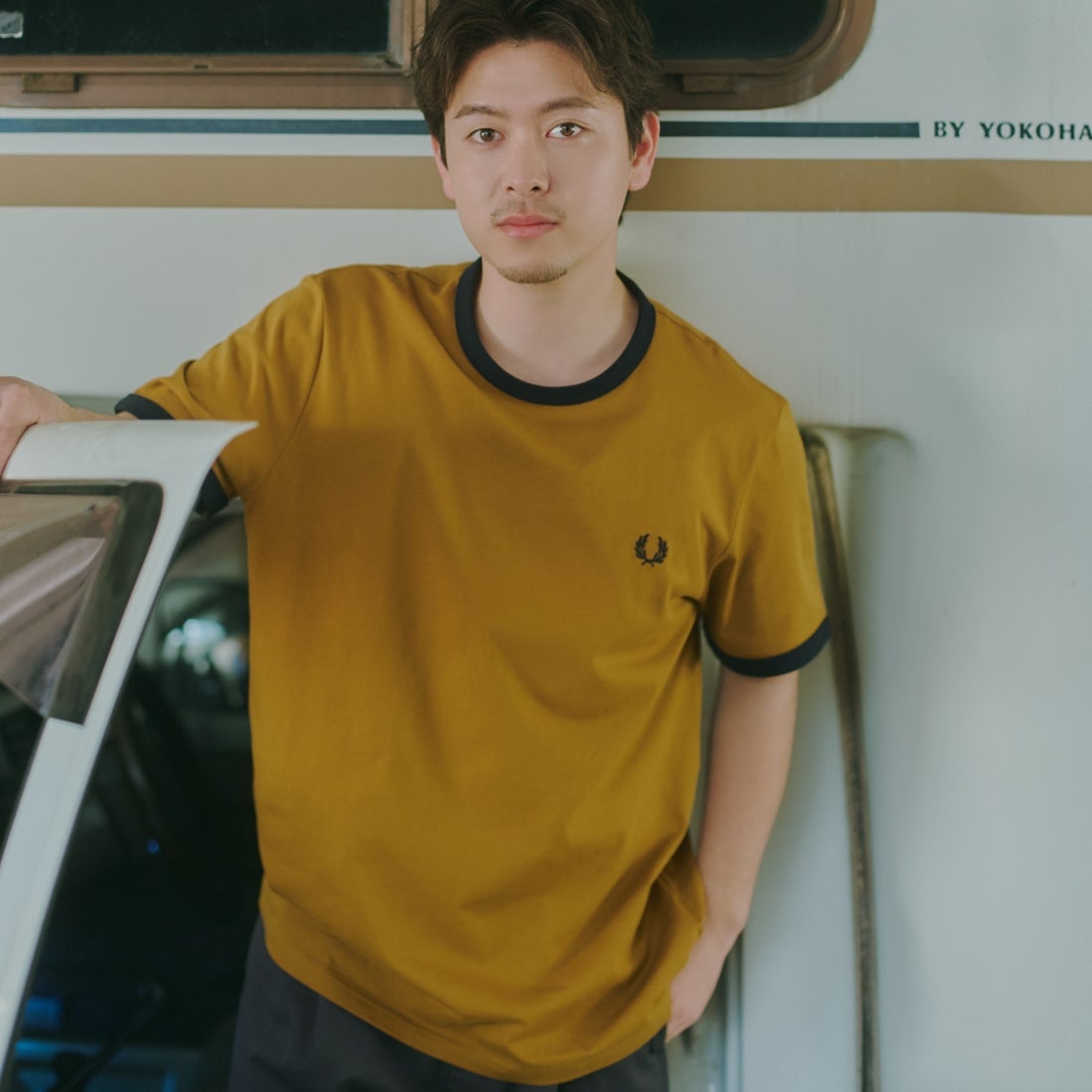 FRED PERRY [フレッドペリー] 別注 ワンポイントロゴ刺繍 ショート