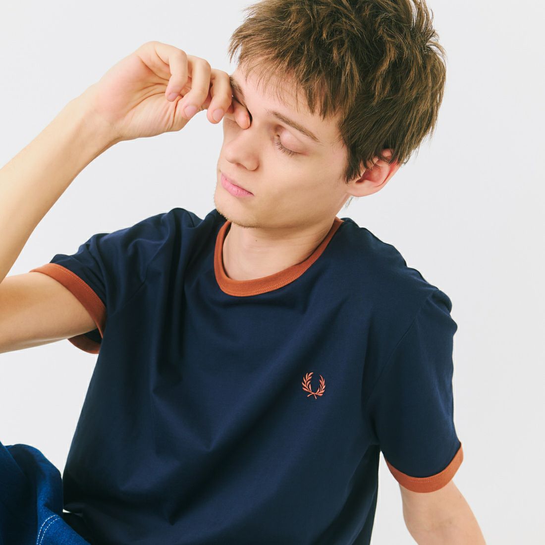 FRED PERRY [フレッドペリー] 別注 ワンポイントロゴ刺繍 ショートスリーブ リンガーTシャツ [M3519-JF] NAV/BRN