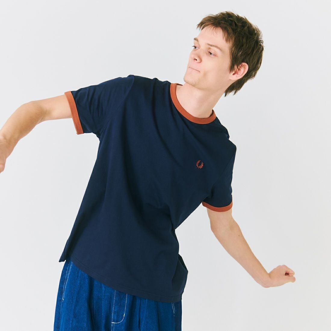 FRED PERRY [フレッドペリー] 別注 ワンポイントロゴ刺繍 ショートスリーブ リンガーTシャツ [M3519-JF] NAV/BRN