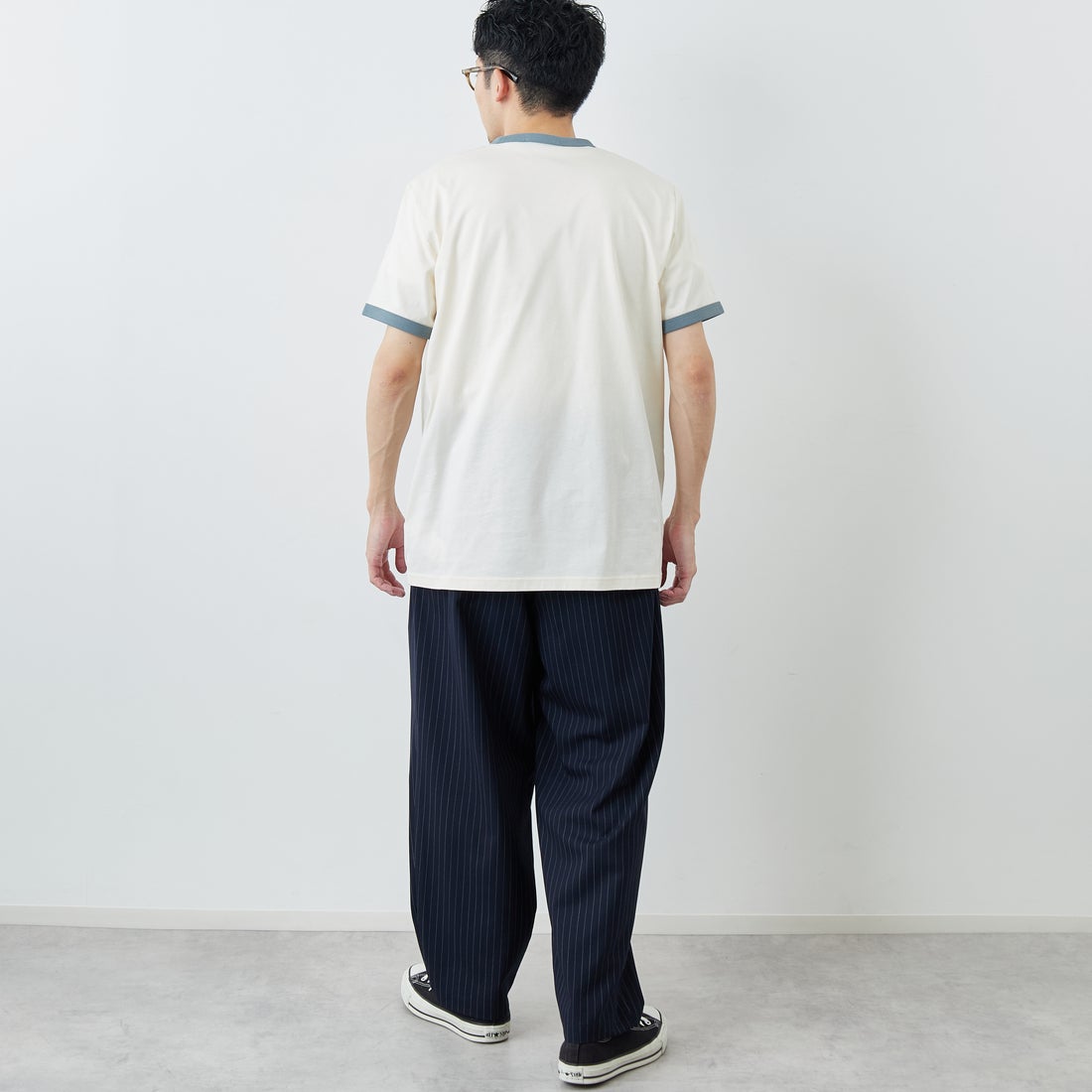 FRED PERRY [フレッドペリー] 別注 ワンポイントロゴ刺繍 ショートスリーブ リンガーTシャツ [M3519-JF] ECRU/STOCK &&モデル身長：168cm 着用サイズ：L&&