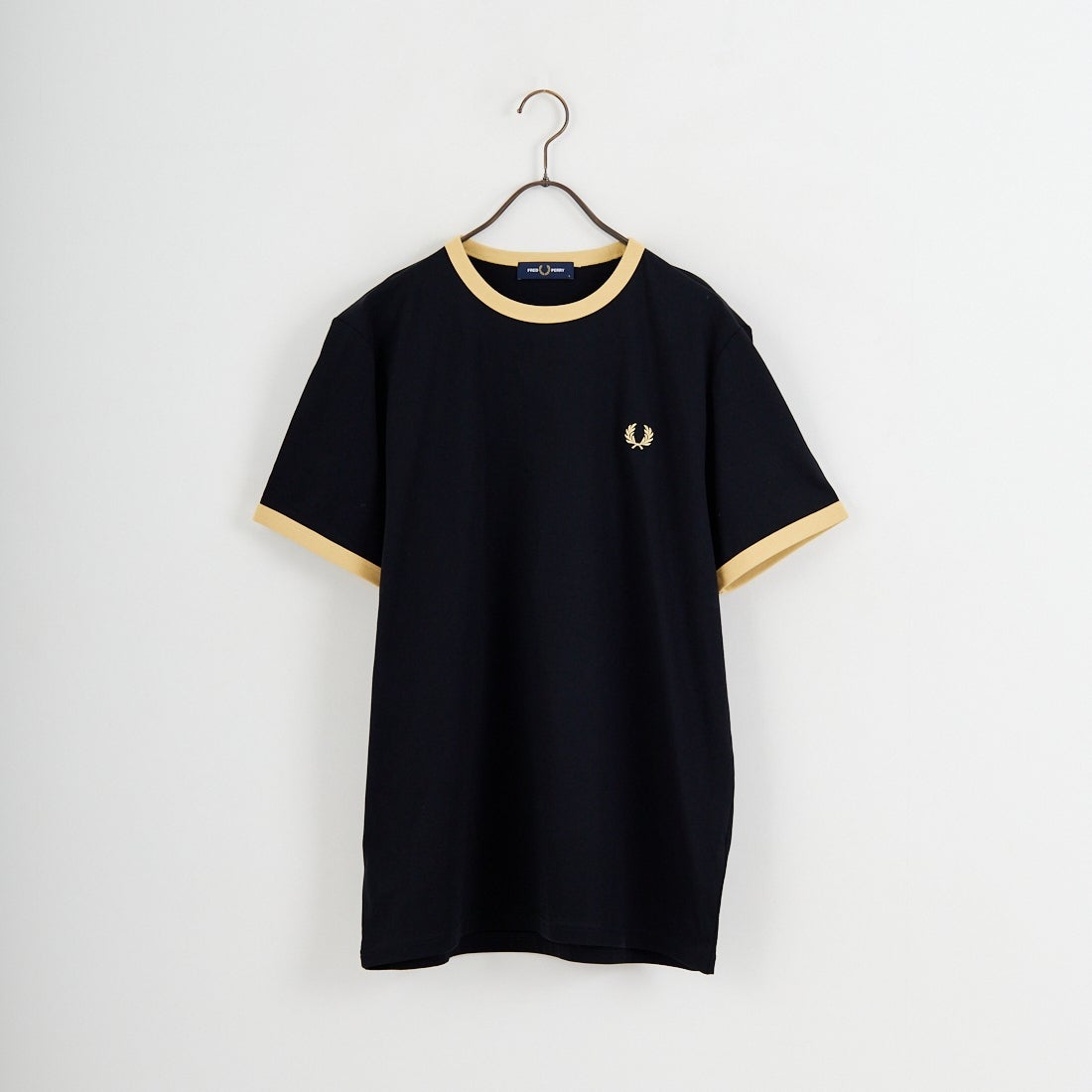 FRED PERRY [フレッドペリー] 別注 ワンポイントロゴ刺繍 リンガーTシャツ [M3519-JF] BLACK/CHAM