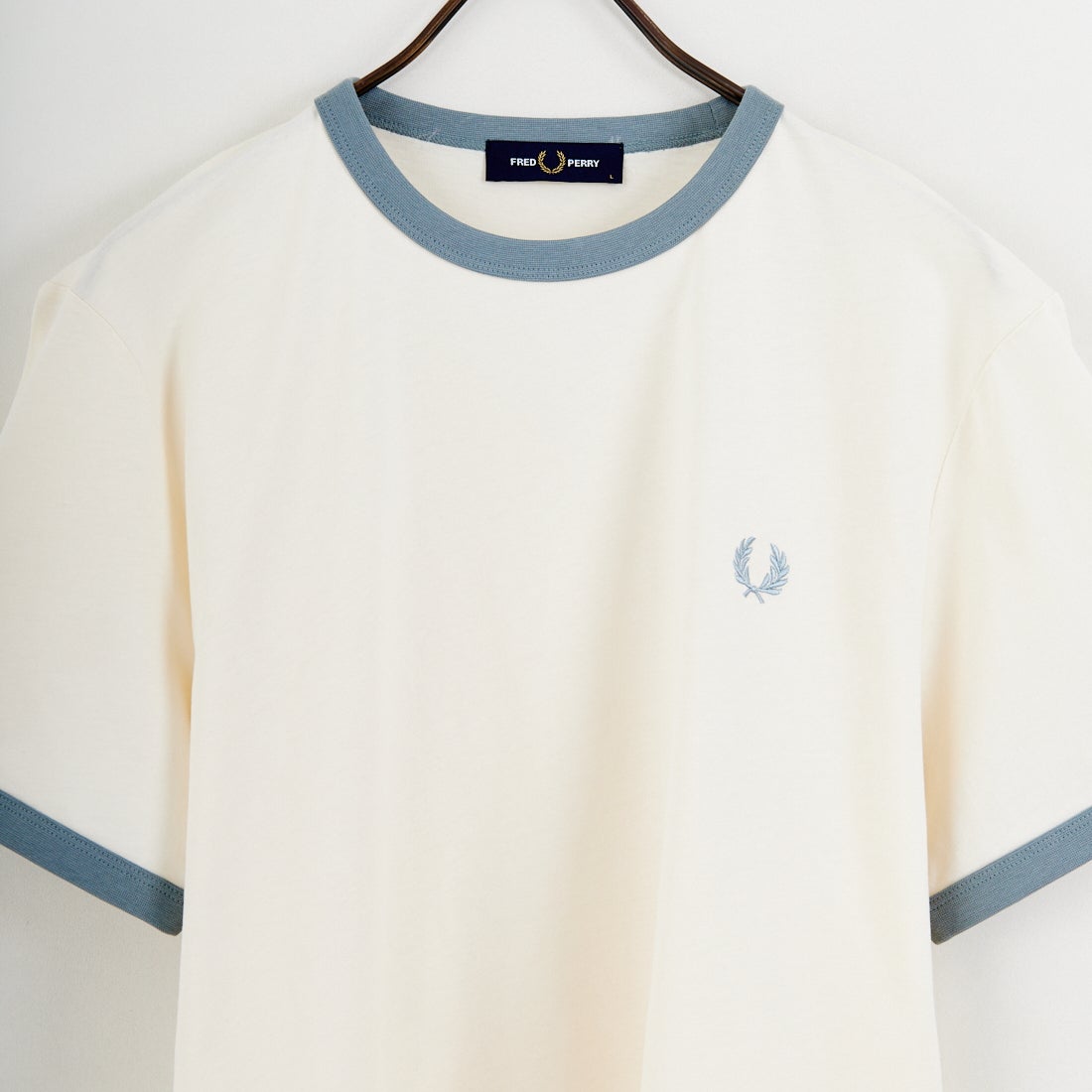 FRED PERRY [フレッドペリー] 別注 ワンポイントロゴ刺繍 リンガーTシャツ [M3519-JF] ECRU/STOCK