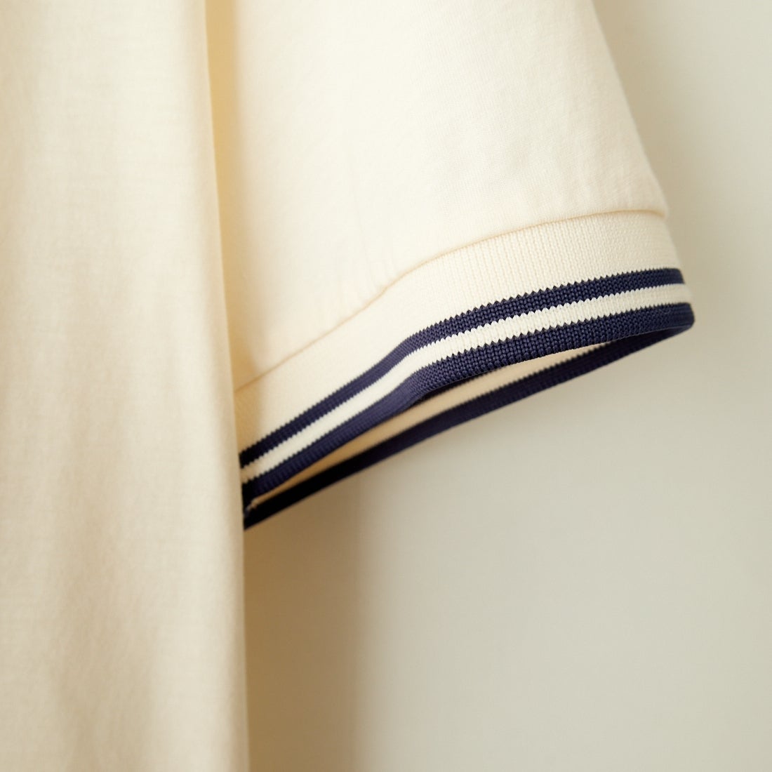 FRED PERRY [フレッドペリー] ツインティップTシャツ [M1588] Y24 ECRU/T