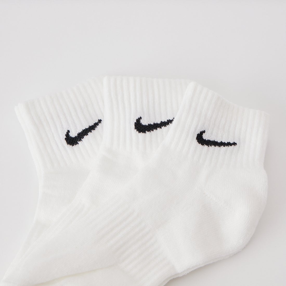 NIKE [ナイキ] クッションクウォーターソックス [SX7667] 100 ﾎﾜｲﾄ