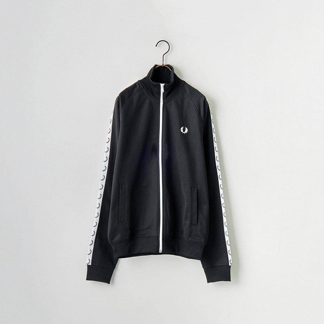 FRED PERRY [フレッドペリー] トラックジャケット [J4620] 198 BLACK