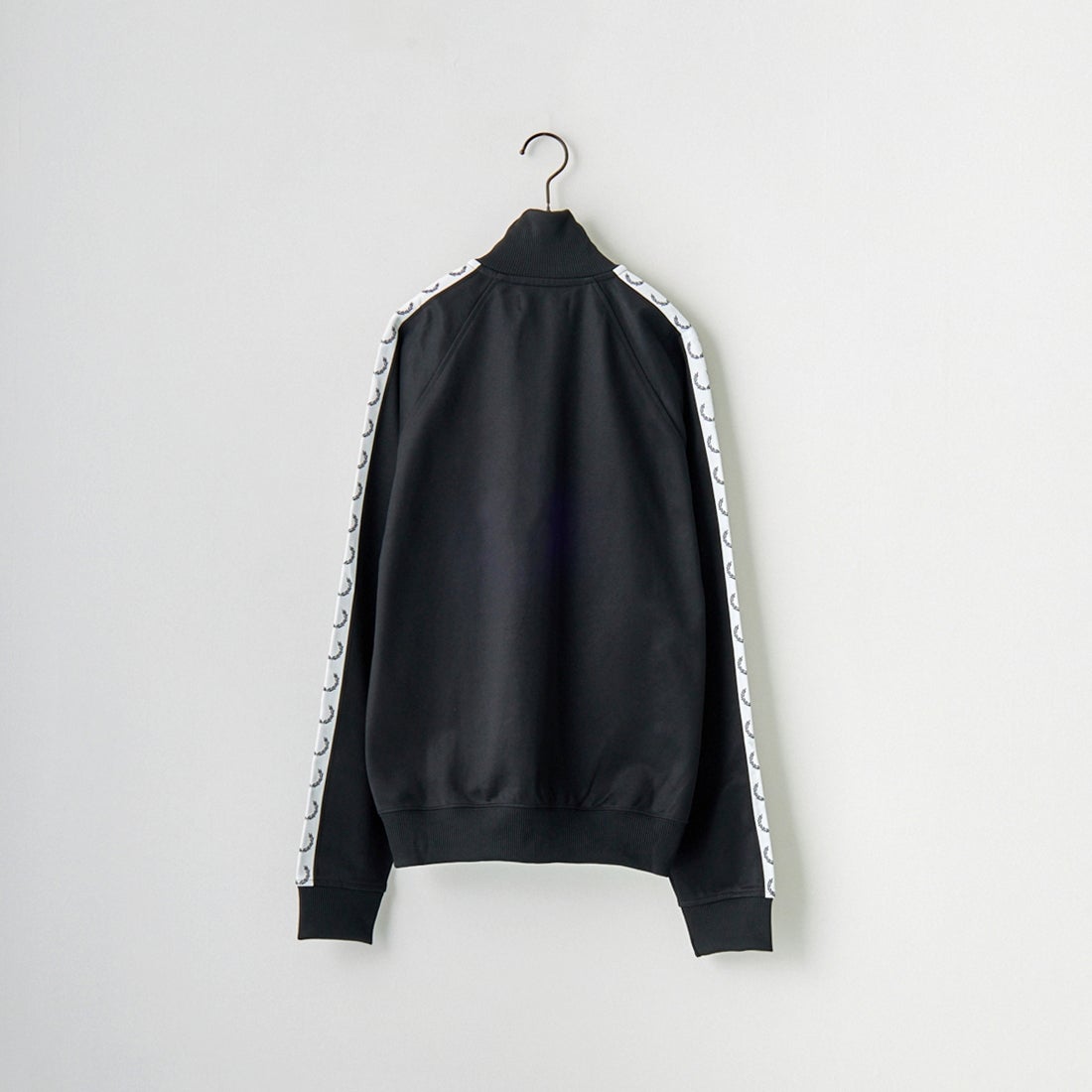 FRED PERRY [フレッドペリー] トラックジャケット [J4620] 198 BLACK