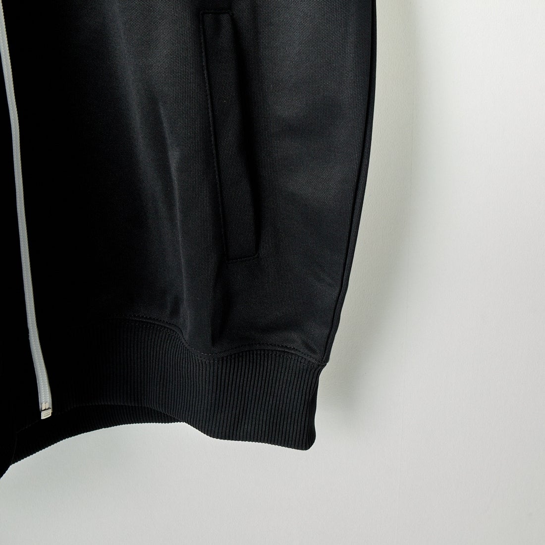 FRED PERRY [フレッドペリー] トラックジャケット [J4620] 198 BLACK