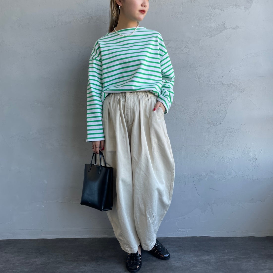 HARVESTY [ハーベスティ] サーカスパンツ [A11709] 31 IVORY &&モデル身長：156cm 着用サイズ：1&&