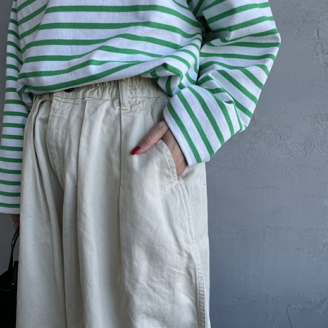 HARVESTY [ハーベスティ] サーカスパンツ [A11709] 31 IVORY &&モデル身長：156cm 着用サイズ：1&&