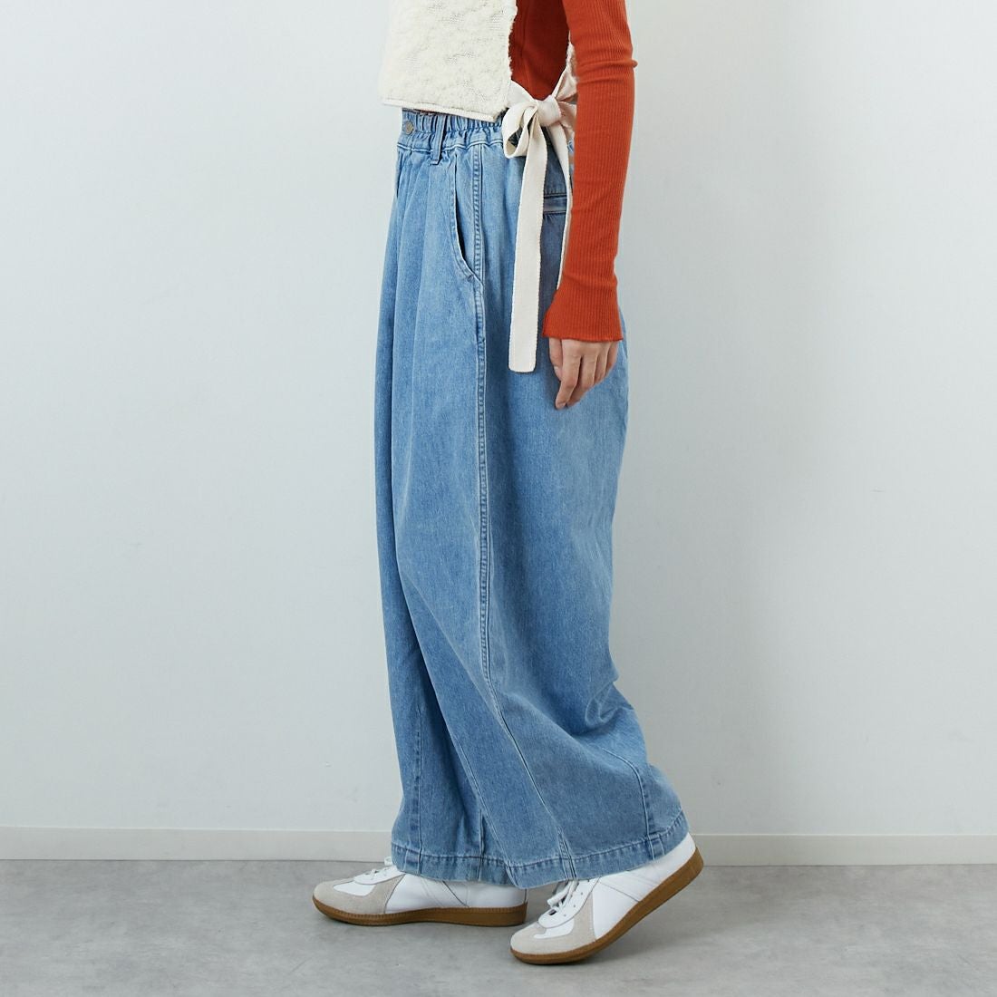 HARVESTY [ハーベスティ] デニムサーカスパンツ [A11801] 93 L.BLUE &&モデル身長：162cm 着用サイズ：1&&