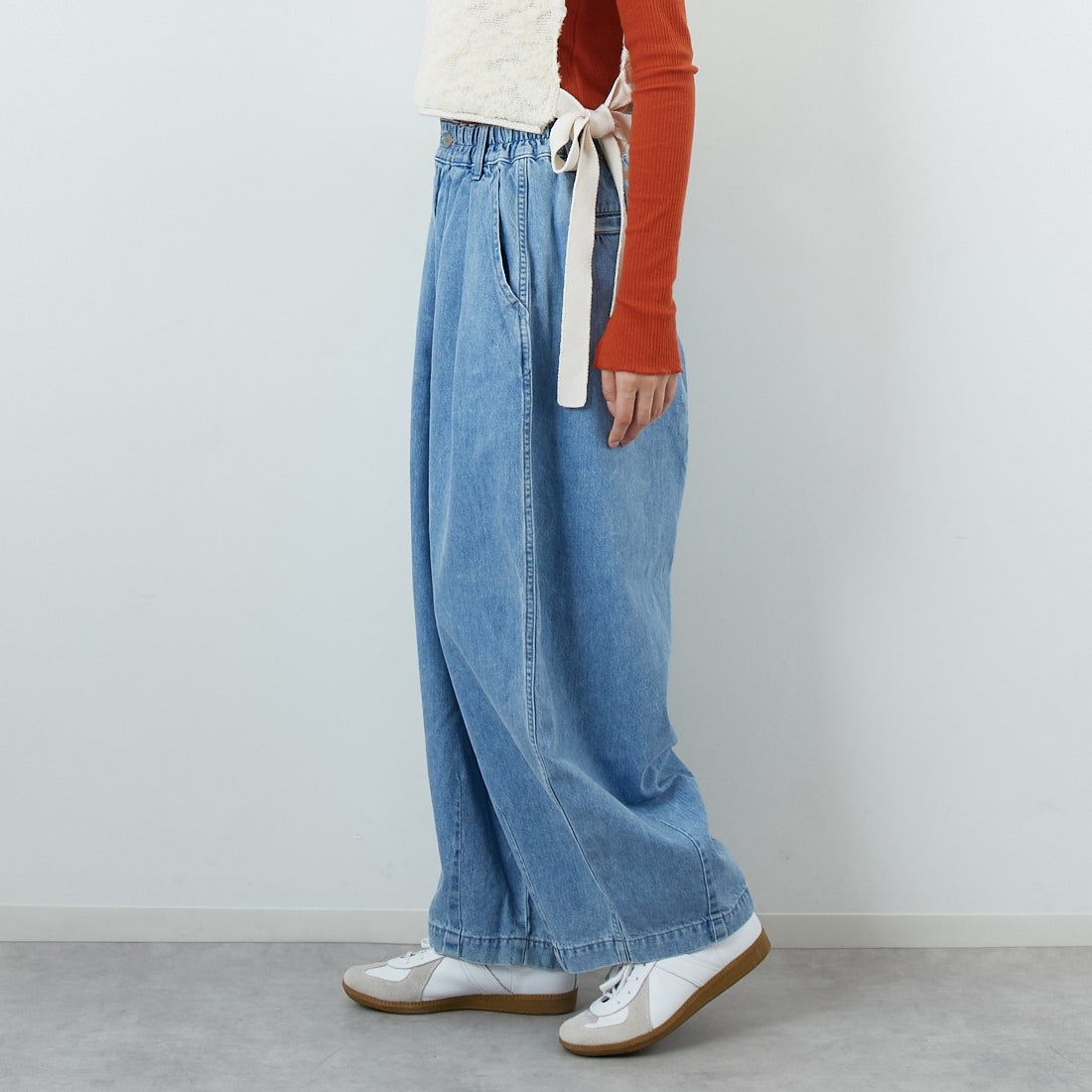 HARVESTY [ハーベスティ] デニムサーカスパンツ [A11801] 93 L.BLUE &&モデル身長：162cm 着用サイズ：1&&