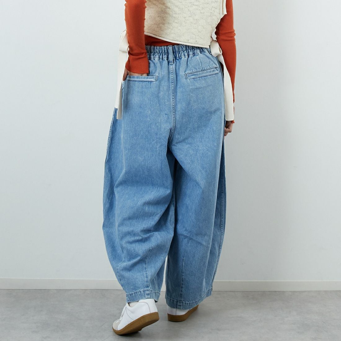 HARVESTY [ハーベスティ] デニムサーカスパンツ [A11801] 93 L.BLUE &&モデル身長：162cm 着用サイズ：1&&