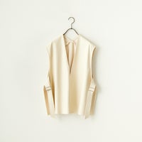 02 IVORY