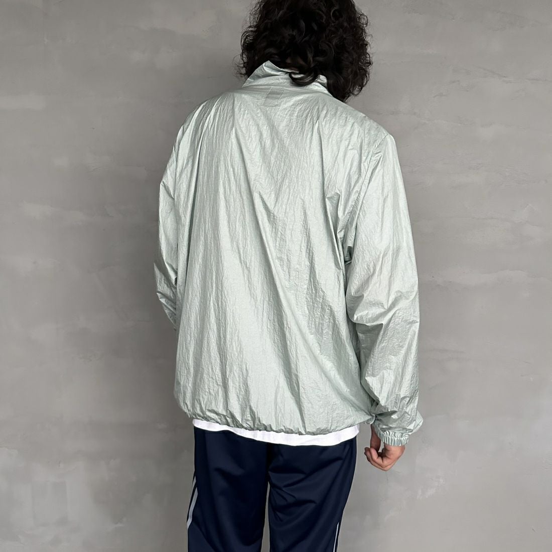 frostline [フロストライン] 別注 フルジップジャケット [FL1-JK-IN4-JF] LT.BLUE&&モデル身長：173cm 着用サイズ：L&&