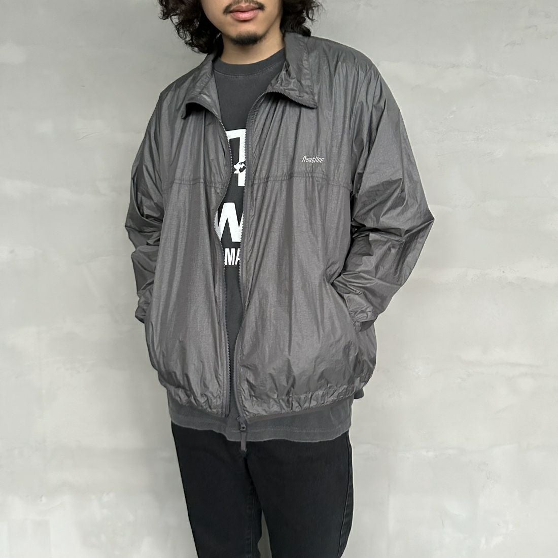 frostline [フロストライン] 別注 フルジップジャケット [FL1-JK-IN4-JF] CHARCOAL&&モデル身長：173cm 着用サイズ：M&&