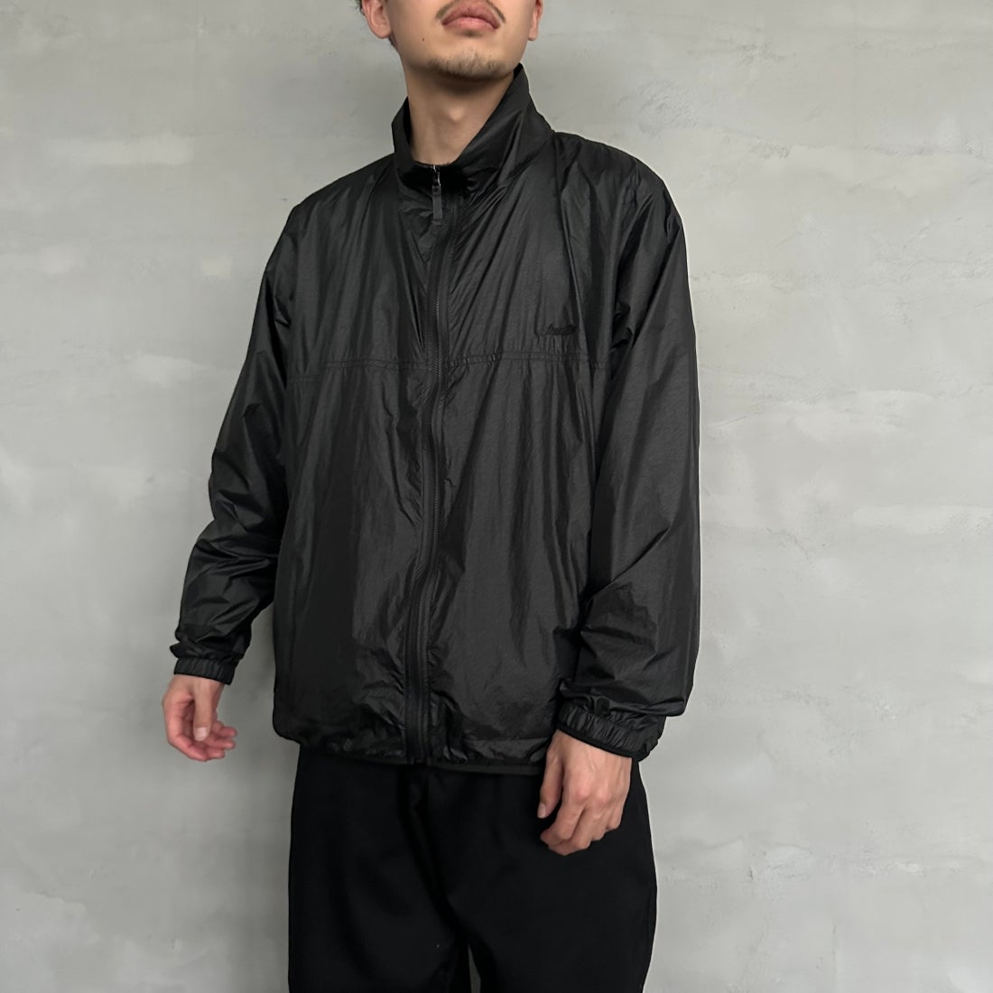 frostline [フロストライン] 別注 フルジップジャケット [FL1-JK-IN4-JF] BLACK&&モデル身長：168cm 着用サイズ：M&&