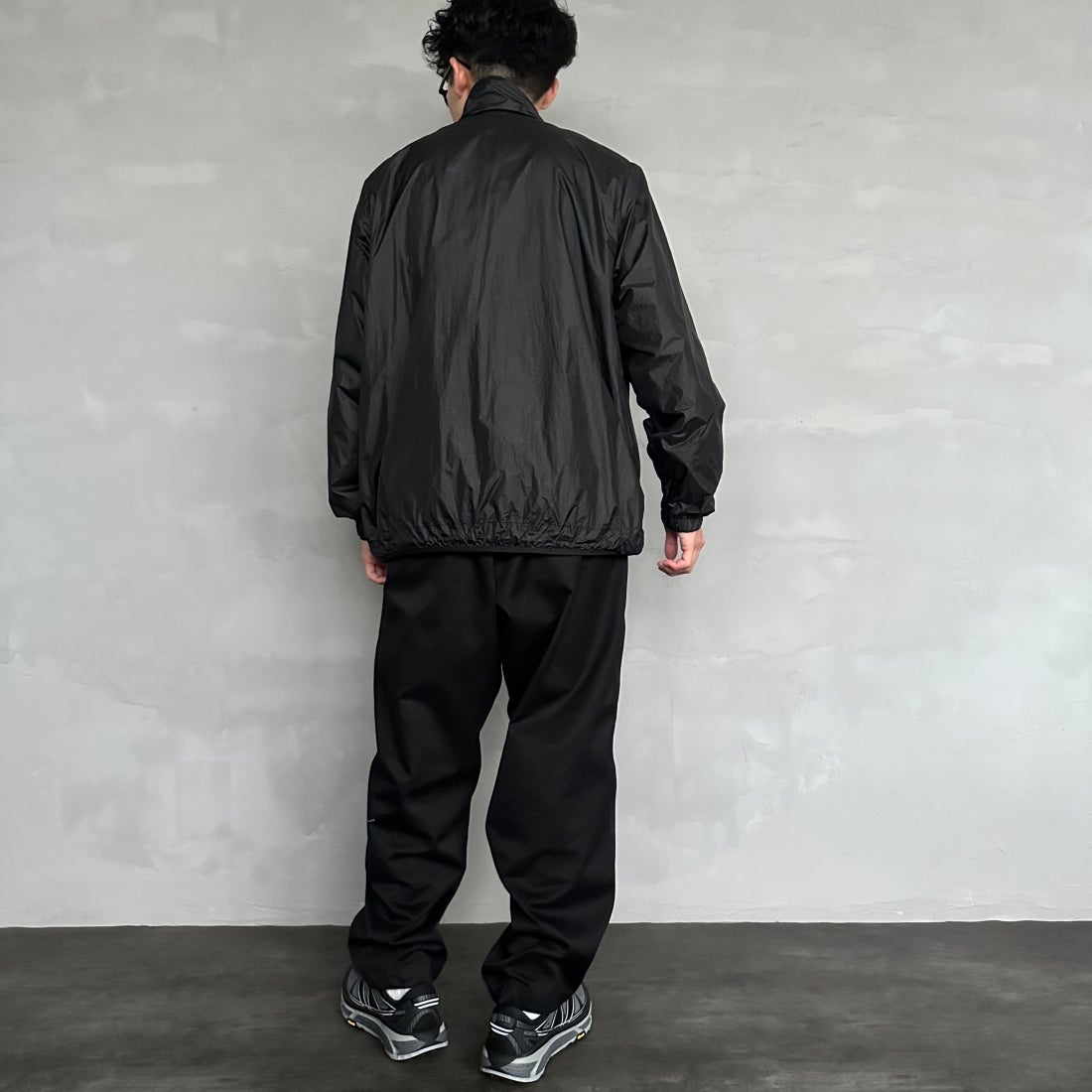frostline [フロストライン] 別注 フルジップジャケット [FL1-JK-IN4-JF] BLACK&&モデル身長：168cm 着用サイズ：M&&