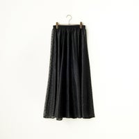 19 BLACK