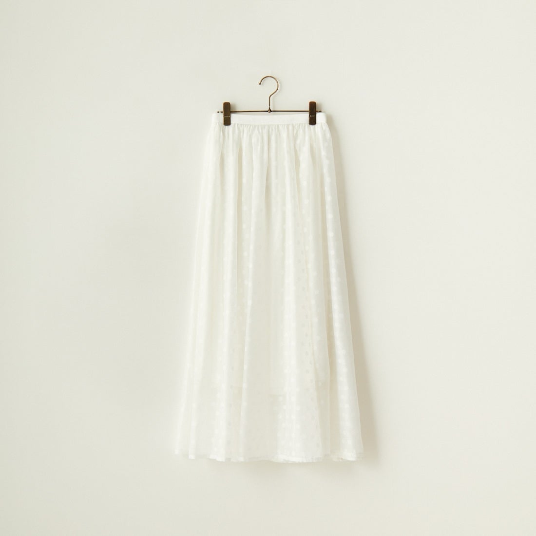 05 WHITE