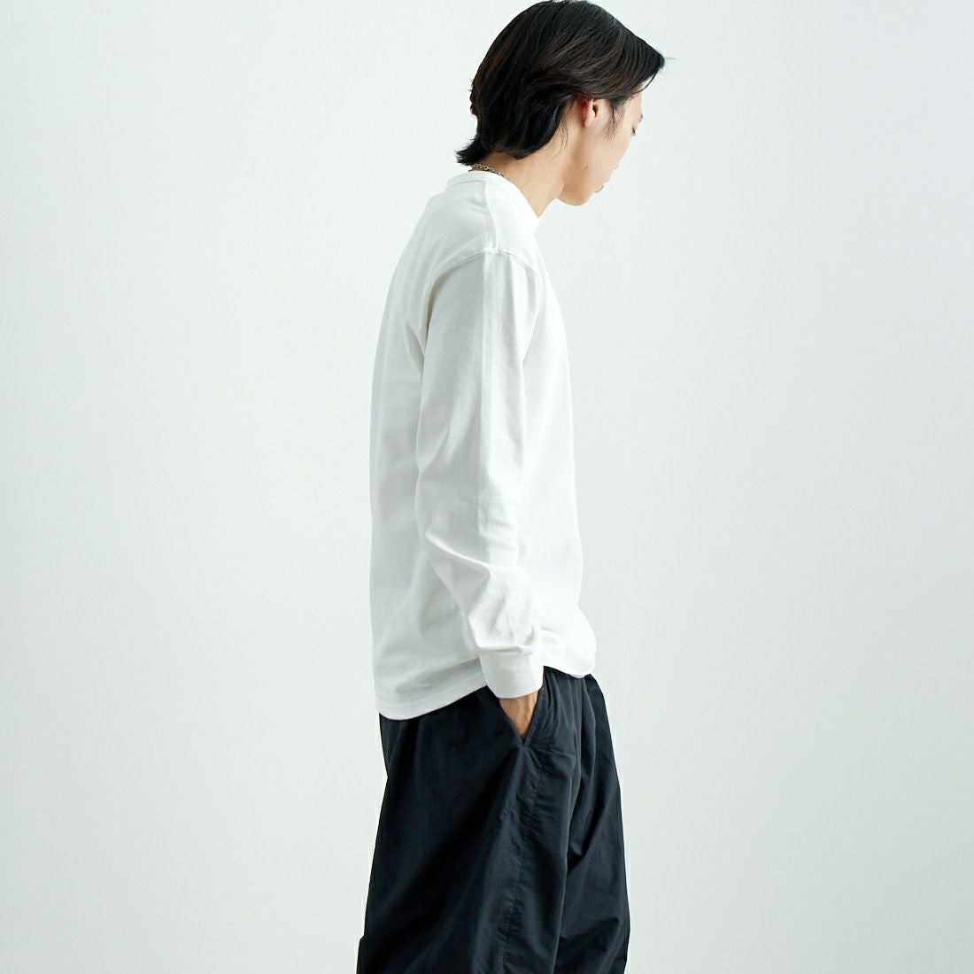 NIKE [ナイキ] ロングスリーブTシャツ [DO7391] 100 ﾎﾜｲﾄ &&モデル身長：179cm 着用サイズ：M&&