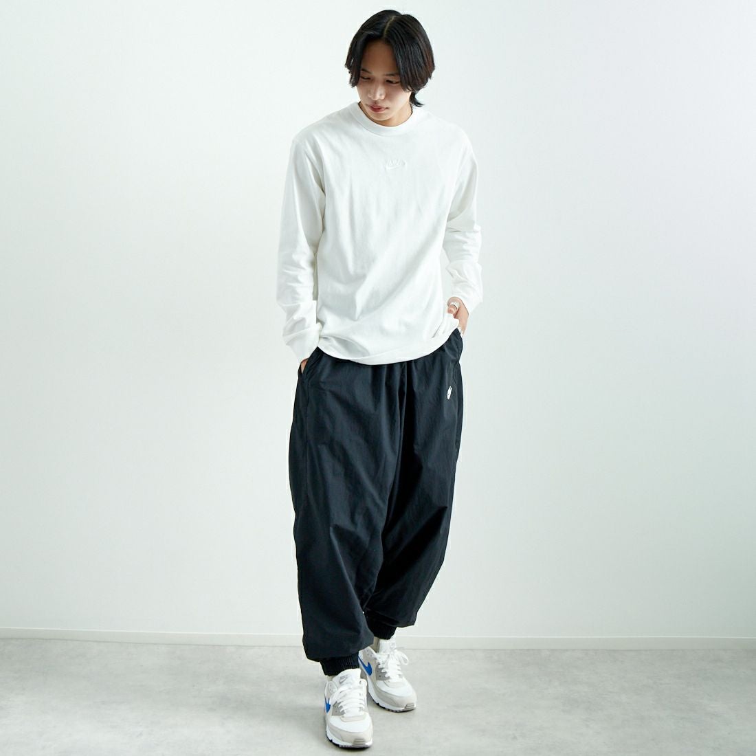 NIKE [ナイキ] ロングスリーブTシャツ [DO7391] 100 ﾎﾜｲﾄ &&モデル身長：179cm 着用サイズ：M&&