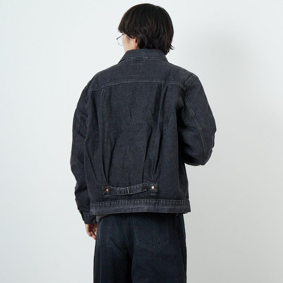 LEVI'S [リーバイス] TYPE1 トラッカージャケット [A3174-00] 00 MIDNIGH &&モデル身長：179cm 着用サイズ：L&&