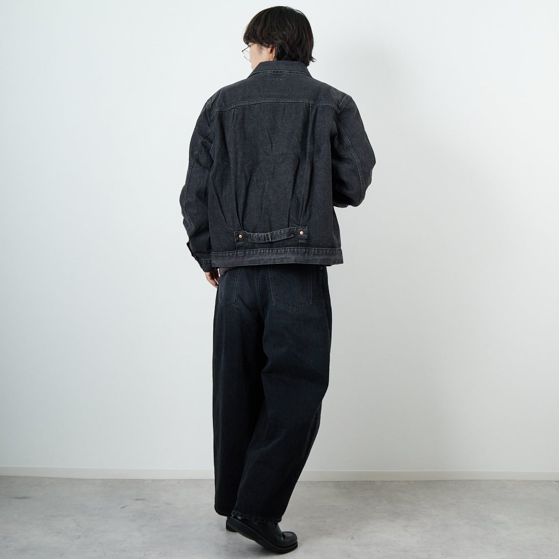 LEVI'S [リーバイス] TYPE1 トラッカージャケット [A3174-00] 00 MIDNIGH &&モデル身長：179cm 着用サイズ：L&&