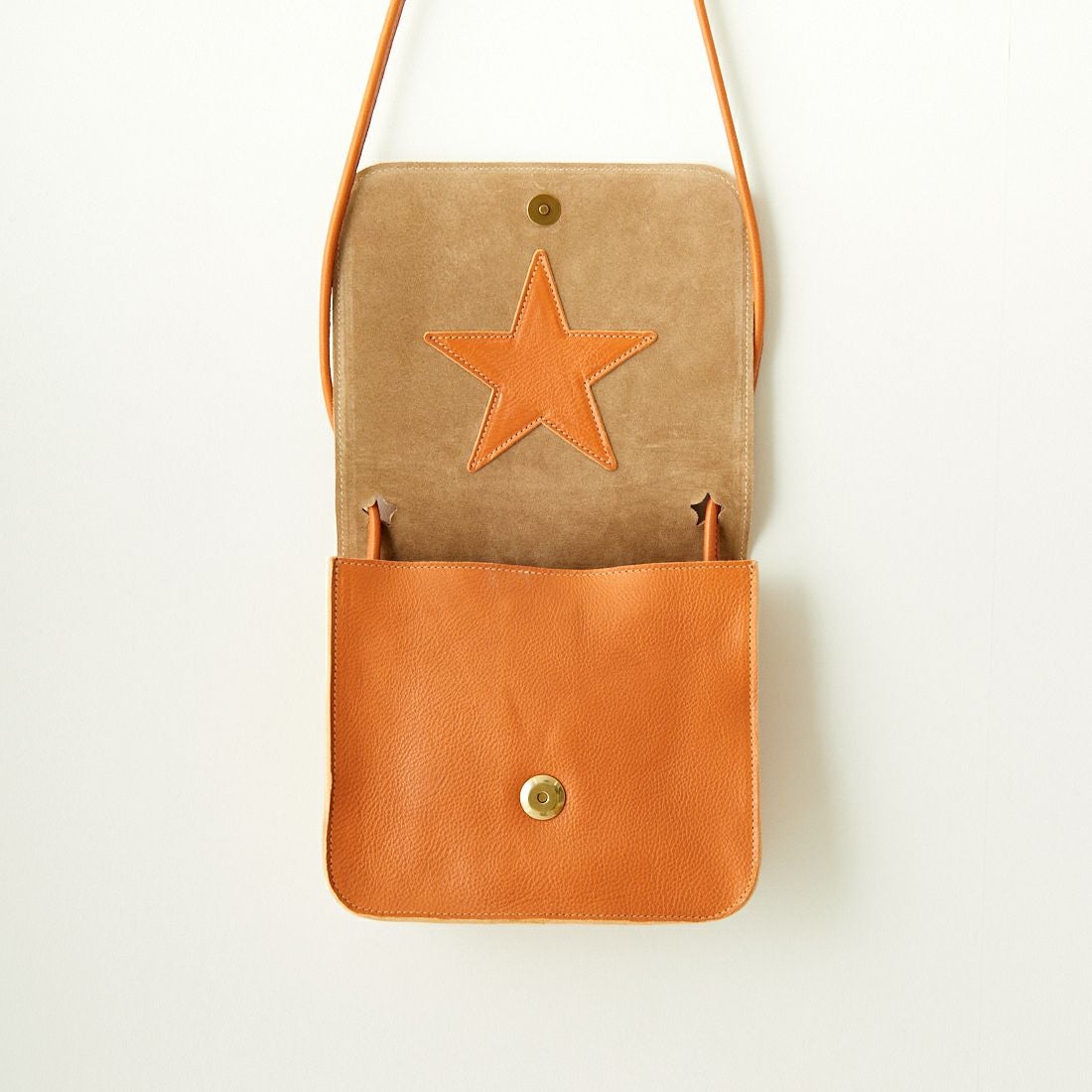 IL BISONTE [イルビゾンテ] クロスボディバッグ [54192300210] 45 ﾔｹﾇﾒ