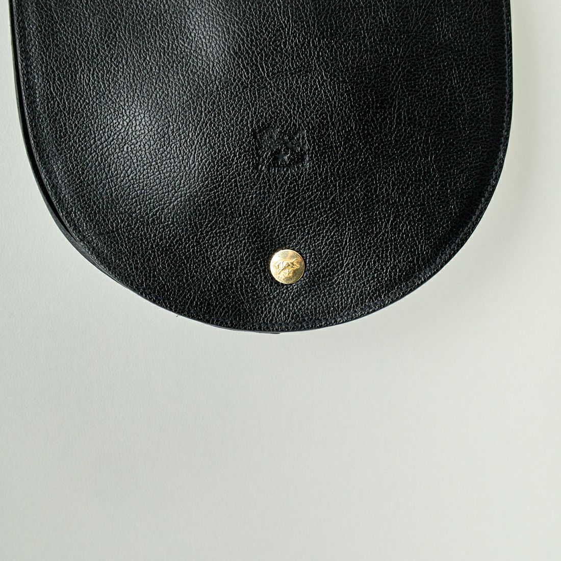 IL BISONTE [イルビゾンテ] クロスボディバッグ [54202300311] 35 ﾌﾞﾗｯｸ