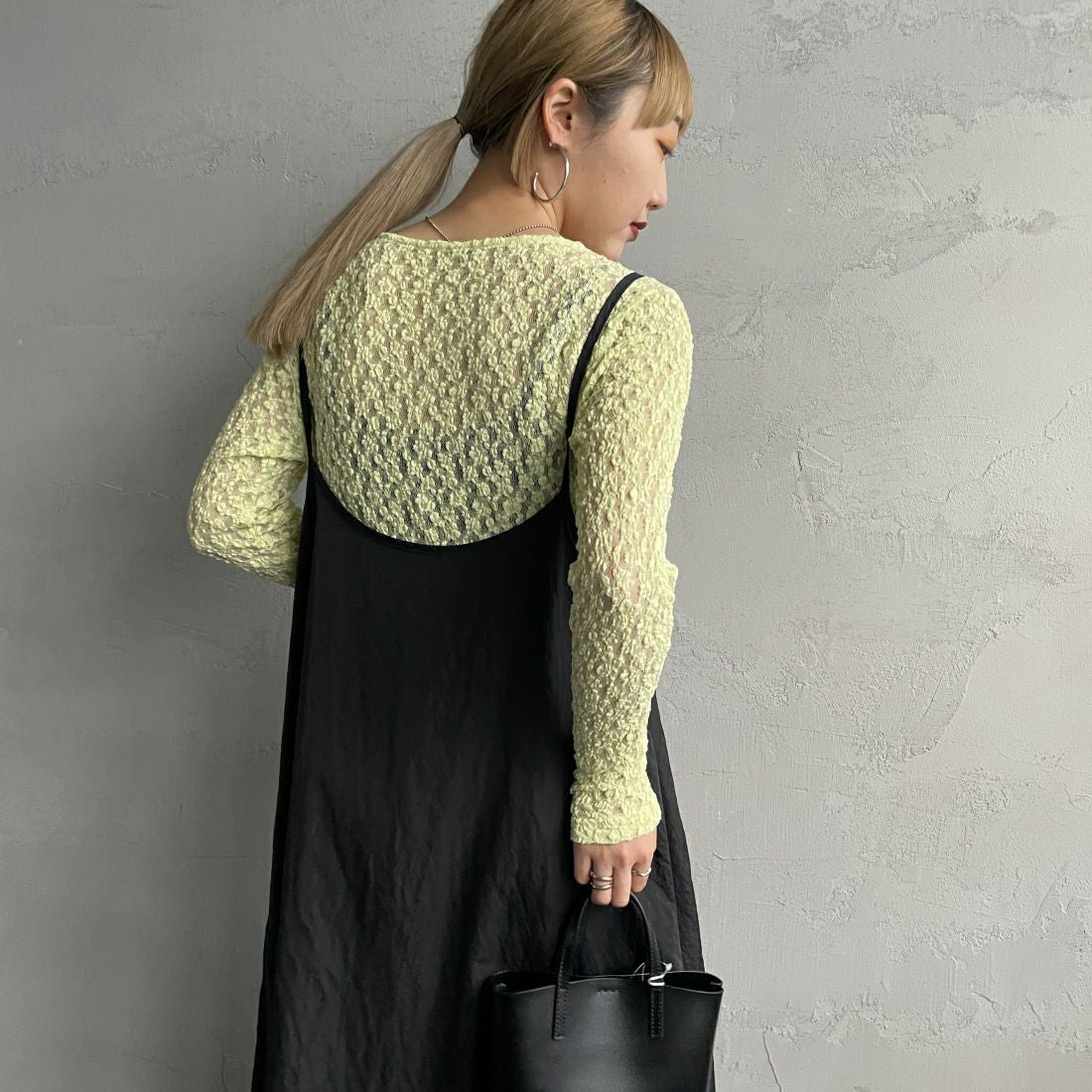 Jeans Factory Clothes [ジーンズファクトリークローズ] レース柄クルーネックシアーカットソー [21241058] 073 041 ｲｴﾛｰ &&モデル身長：156cm 着用サイズ：F&&