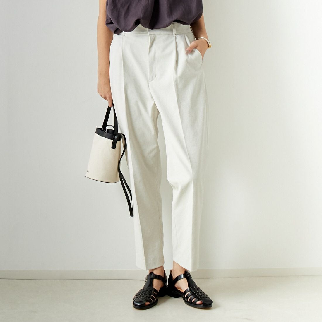 L/BEIGE&&モデル身長：167cm 着用サイズ：38&&